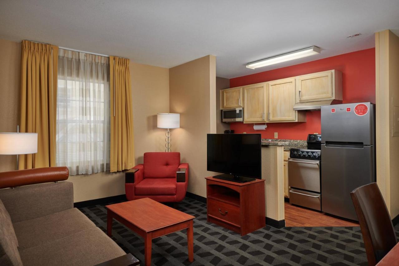 Mainstay Suites Tampa Moffitt-Usf Temple Terrace Extérieur photo