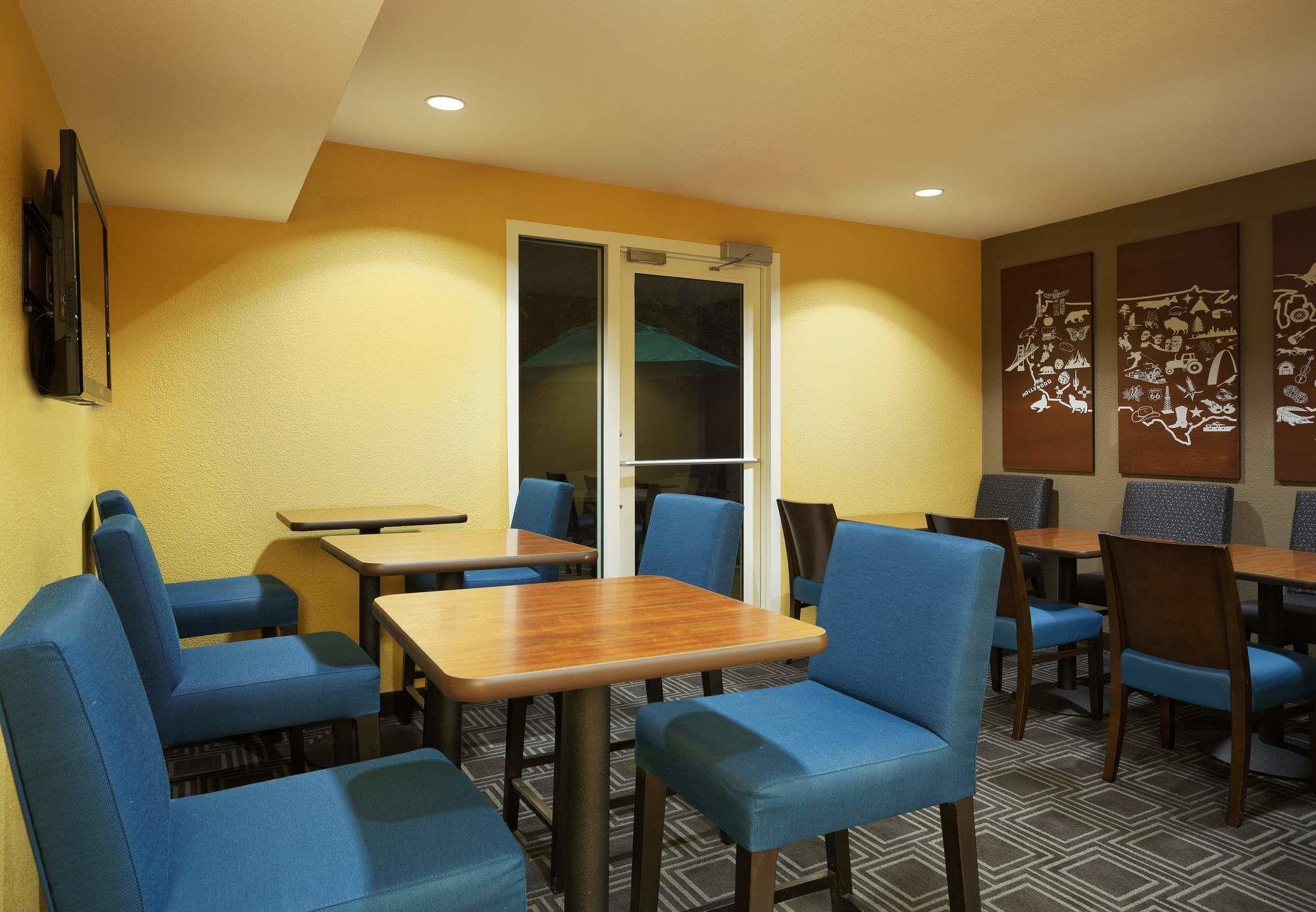 Mainstay Suites Tampa Moffitt-Usf Temple Terrace Extérieur photo